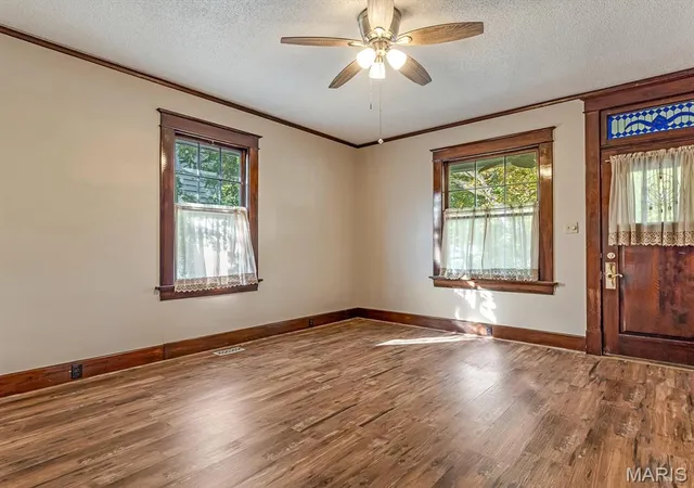 Photo 4 of Single family home for sale at 808 Troy Rd, Edwardsville, IL 62025 | MLS# MIS26068228 | Listing updated on 2026-10-28
