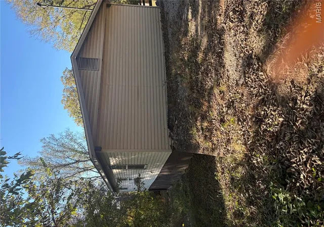 Photo 3 of Single family home for sale at 407 Hickory St, Irondale, MO 63648 | MLS# MIS26068230 | Listing updated on 2026-10-28