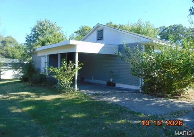 Photo 3 of Single family home for sale at 1035 Francis St, Mexico, MO 65265 | MLS# MIS26068251 | Listing updated on 2026-10-23