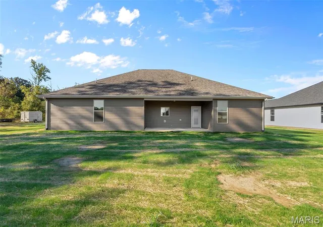 Photo 4 of Single family home for sale at 109 Beau Dr, Scott City, MO 63780 | MLS# MIS26068253 | Listing updated on 2026-10-26