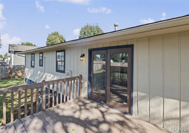 Photo 3 of Single family home for sale at 661 Marian Dr, Dupo, IL 62239 | MLS# MIS26068257 | Listing updated on 2026-10-27