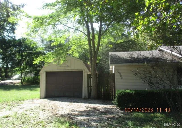 Photo 3 of Single family home for sale at 24900 Highway 32, Belleview, MO 63623 | MLS# MIS26068270 | Listing updated on 2026-10-26