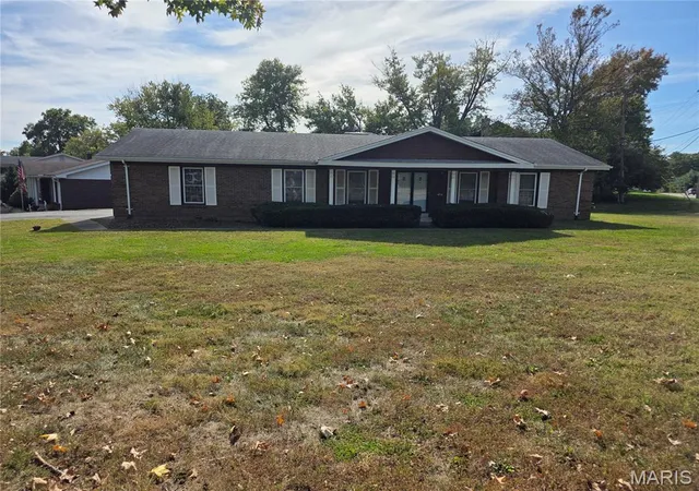Single family home for sale at 348 Cherry Hl Dr, Ellisville, MO 63011 | MLS# MIS26068275