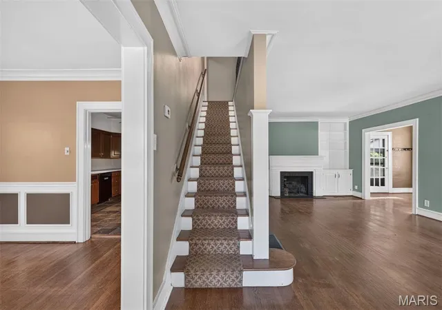 Photo 2 of Single family home for sale at 8386 Big Bnd Blvd, Saint Louis, MO 63119 | MLS# MIS26068276 | Listing updated on 2026-10-27