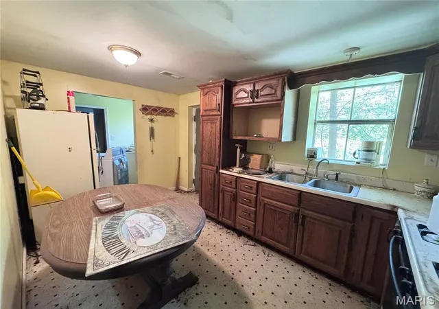 Photo 2 of Single family home for sale at 1530 N 400th Avenue, Payson, IL 62360 | MLS# MIS26068284 | Listing updated on 2026-10-27