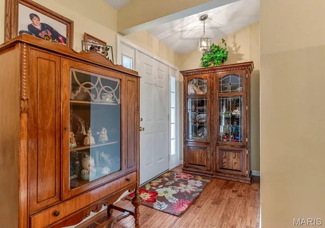Photo 3 of Single family home for sale at 715 Legion Dr, Waterloo, IL 62298 | MLS# MIS26068291 | Listing updated on 2026-10-28