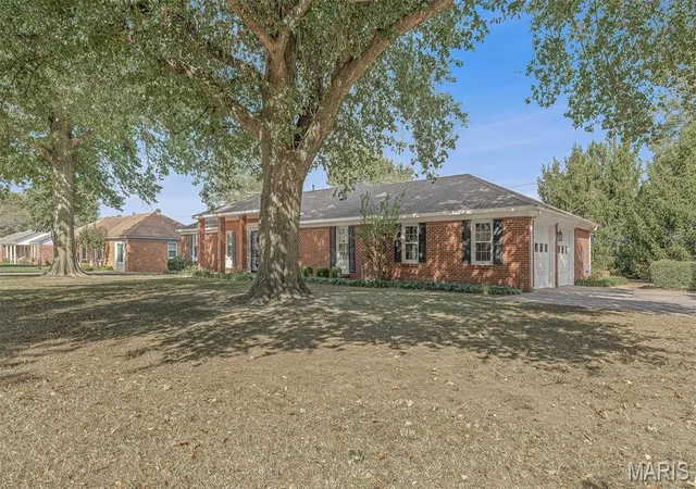 Photo 1 of Single family home for sale at 1604 N Lincoln Cir, Kennett, MO 63857 | MLS# MIS26068307 | Listing updated on 2026-10-27