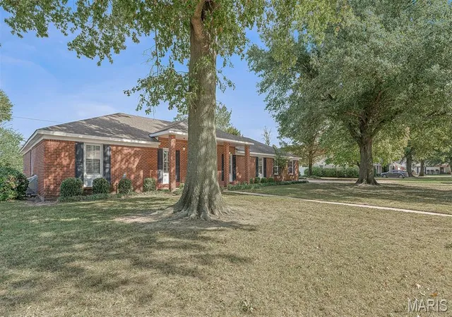 Photo 3 of Single family home for sale at 1604 N Lincoln Cir, Kennett, MO 63857 | MLS# MIS26068307 | Listing updated on 2026-10-27