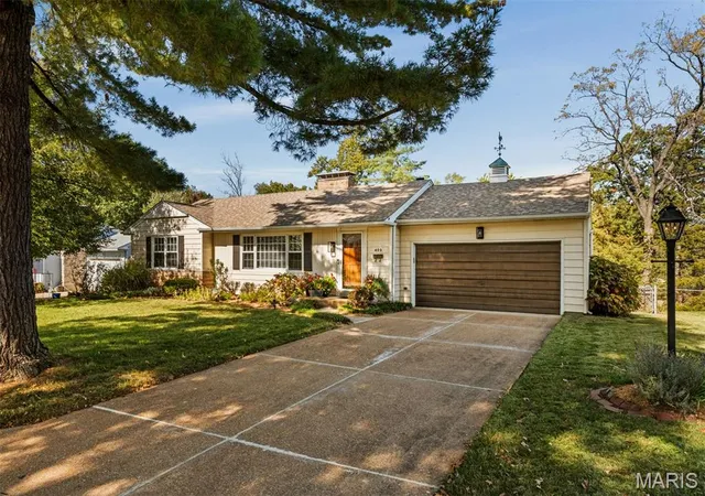 Photo 1 of Single family home for sale at 409 Linum Ln, Saint Louis, MO 63119 | MLS# MIS26068318 | Listing updated on 2026-10-30