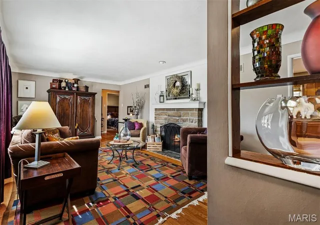Photo 4 of Single family home for sale at 409 Linum Ln, Saint Louis, MO 63119 | MLS# MIS26068318 | Listing updated on 2026-10-30