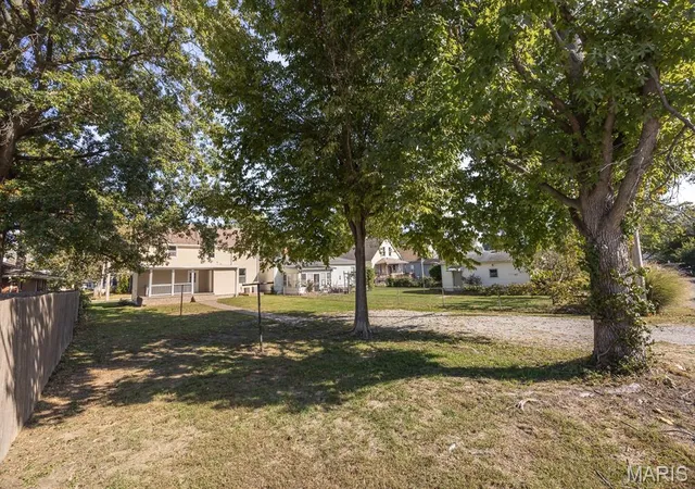 Photo 30 of Single family home for sale at 746 Maple St, Collinsville, IL 62234 | MLS# MIS26068325 | Listing updated on 2026-10-26