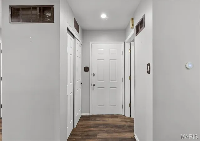 Photo 3 of Townhouse for sale at 1627 Mount Vernon Dr #5, Saint Charles, MO 63303 | MLS# MIS26068345 | Listing updated on 2026-10-26
