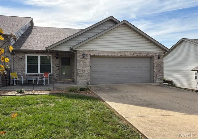 Photo 1 of Single family home for sale at 1496 E Rose Ln, Washington, MO 63090 | MLS# MIS26068379 | Listing updated on 2026-10-30