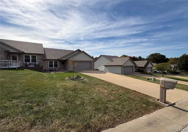 Photo 2 of Single family home for sale at 1496 E Rose Ln, Washington, MO 63090 | MLS# MIS26068379 | Listing updated on 2026-10-30