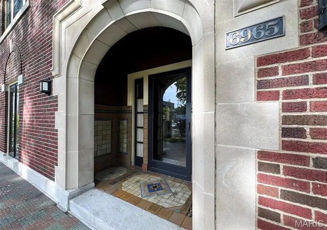 Photo 3 of Single family home for sale at 6965 Pershing Ave, Saint Louis, MO 63130 | MLS# MIS26068380 | Listing updated on 2026-10-29