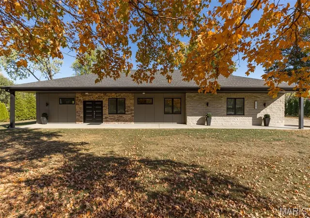 Photo 2 of Single family home for sale at 208 N State St, Desloge, MO 63601 | MLS# MIS26068381 | Listing updated on 2026-10-29
