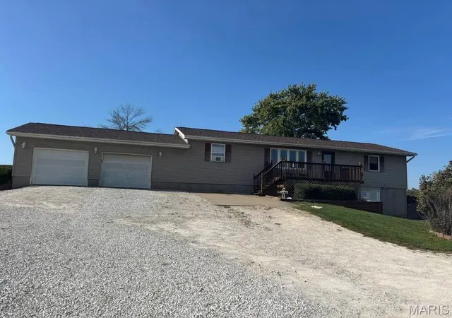 Photo 1 of Single family home for sale at 2310 Hwy D, Philadelphia, MO 63463 | MLS# MIS26068391 | Listing updated on 2026-10-27