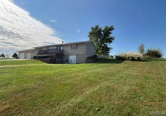 Photo 1 of Single family home for sale at 2310 Hwy D, Philadelphia, MO 63463 | MLS# MIS26068391 | Listing updated on 2026-10-27