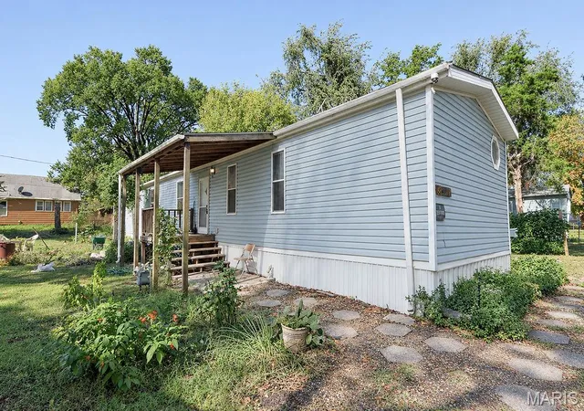 Photo 1 of Land for sale at 2405 Ohio Ave, Granite City, IL 62040 | MLS# MIS26068400 | Listing updated on 2026-10-27