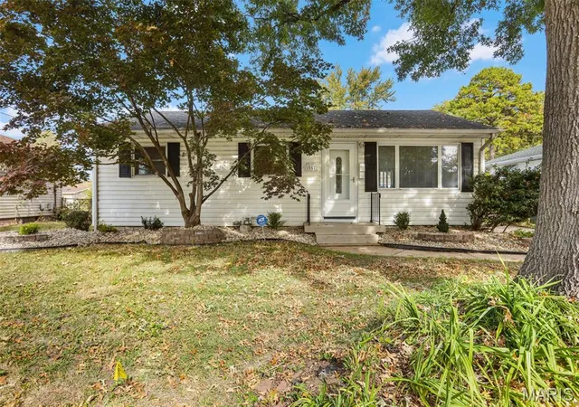 Photo 3 of Single family home for sale at 1557 Rodger Ave, Granite City, IL 62040 | MLS# MIS26068424 | Listing updated on 2026-10-28