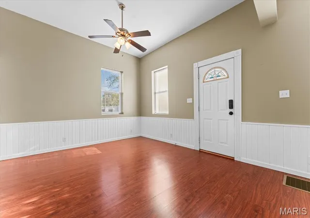 Photo 2 of Single family home for sale at 21 S 13th Street, Belleville, IL 62220 | MLS# MIS26068426 | Listing updated on 2026-10-30