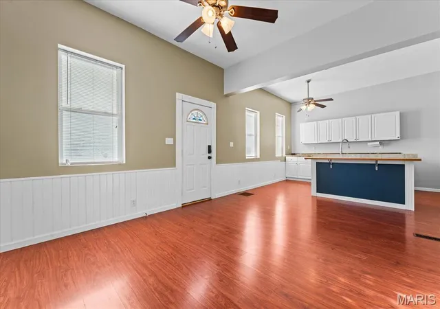 Photo 3 of Single family home for sale at 21 S 13th Street, Belleville, IL 62220 | MLS# MIS26068426 | Listing updated on 2026-10-30