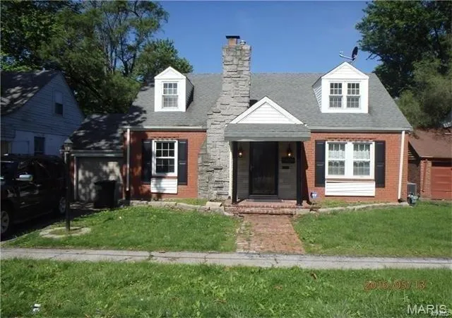 Single family home for sale at 10079 Diamond Dr, Saint Louis, MO 63137 | MLS# MIS26068455