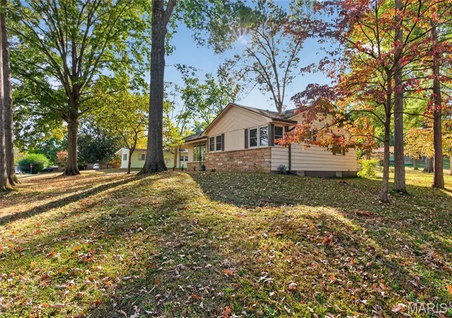 Photo 2 of Single family home for sale at 1339 Karen Dr, Cape Girardeau, MO 63701 | MLS# MIS26068462 | Listing updated on 2026-10-28