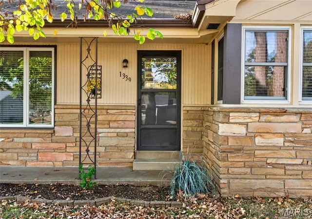 Photo 3 of Single family home for sale at 1339 Karen Dr, Cape Girardeau, MO 63701 | MLS# MIS26068462 | Listing updated on 2026-10-28
