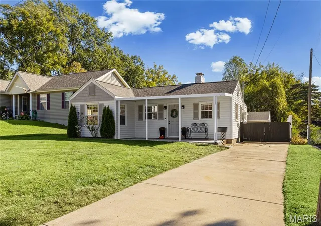 Photo 1 of Single family home for sale at 7904 Kingwood St, Saint Louis, MO 63123 | MLS# MIS26068468 | Listing updated on 2026-10-30