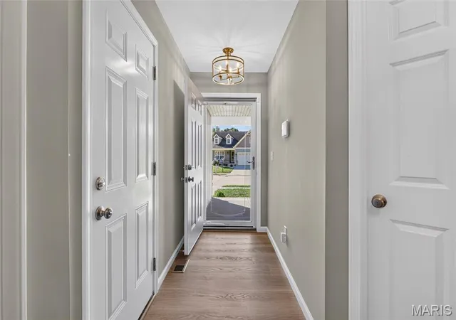 Photo 3 of Condo for sale at 4825 Azalea Pl, Alton, IL 62002 | MLS# MIS26068471 | Listing updated on 2026-10-28