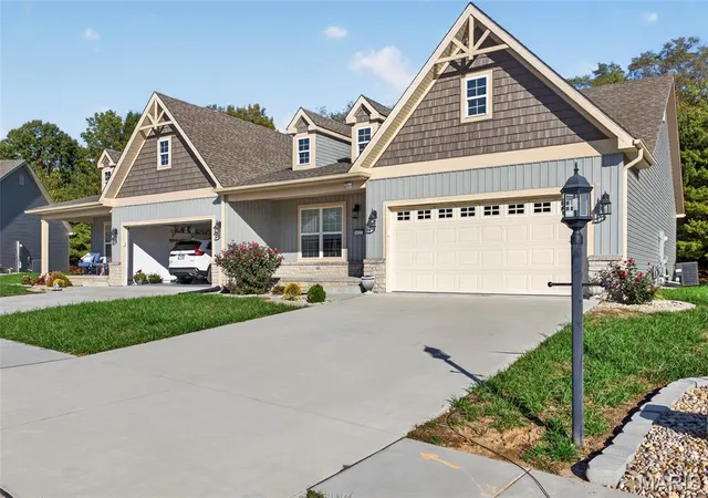 Photo 41 of Condo for sale at 4825 Azalea Pl, Alton, IL 62002 | MLS# MIS26068471 | Listing updated on 2026-10-28