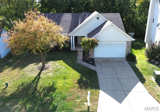 Photo 4 of Single family home for sale at 3019 Timber View Dr, High Ridge, MO 63049 | MLS# MIS26068476 | Listing updated on 2026-10-30