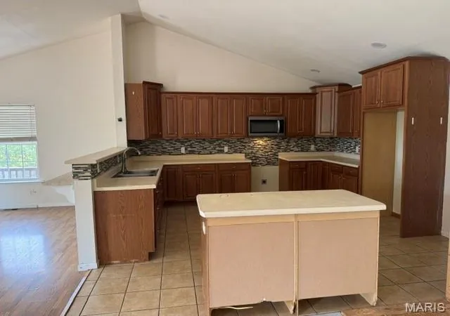 Photo 3 of Single family home for sale at 20274 Hyatt Ln, Saint Robert, MO 65584 | MLS# MIS26068492 | Listing updated on 2026-10-26