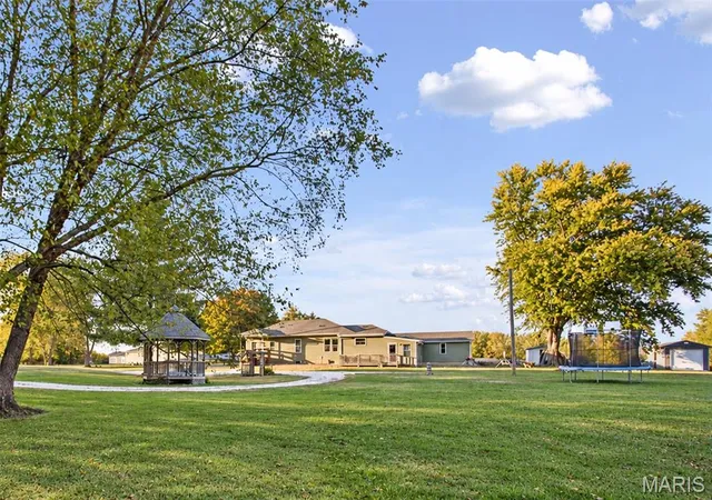 Photo 2 of Single family home for sale at 1 N Cobb St, Roodhouse, IL 62082 | MLS# MIS26068497 | Listing updated on 2026-10-27