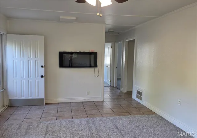 Photo 4 of Single family home for sale at 105 S Newport Ln, Waynesville, MO 65583 | MLS# MIS26068501 | Listing updated on 2026-10-26