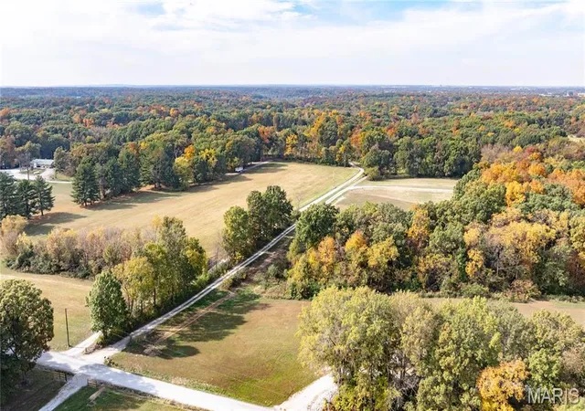 Photo 1 of Land for sale at 20771 Oak Rest Rd, Brighton, IL 62012 | MLS# MIS26068524 | Listing updated on 2026-10-28