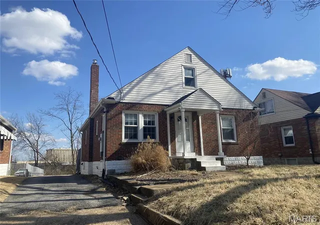 Single family home for sale at 3754 Fee Rd, Bridgeton, MO 63044 | MLS# MIS26068534