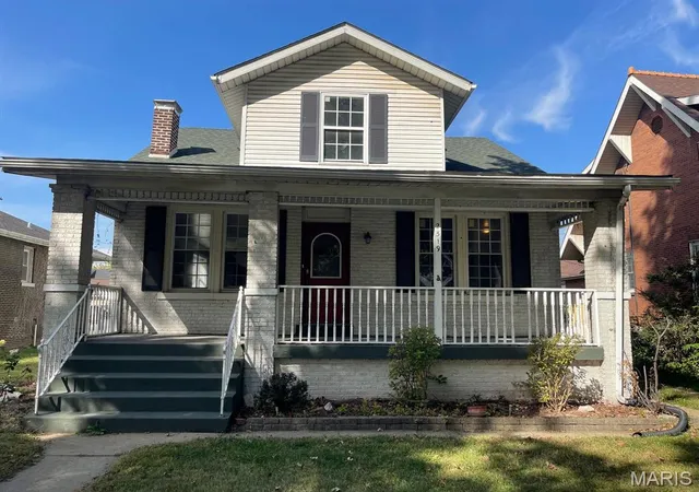 Photo 2 of Single family home for sale at 2519 Cleveland Blvd, Granite City, IL 62040 | MLS# MIS26068539 | Listing updated on 2026-10-26
