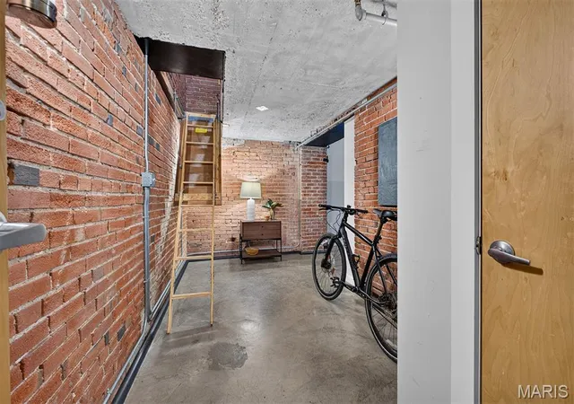 Photo 1 of Condo for sale at 901 Washington Ave #207, Saint Louis, MO 63101 | MLS# MIS26068553 | Listing updated on 2026-10-26