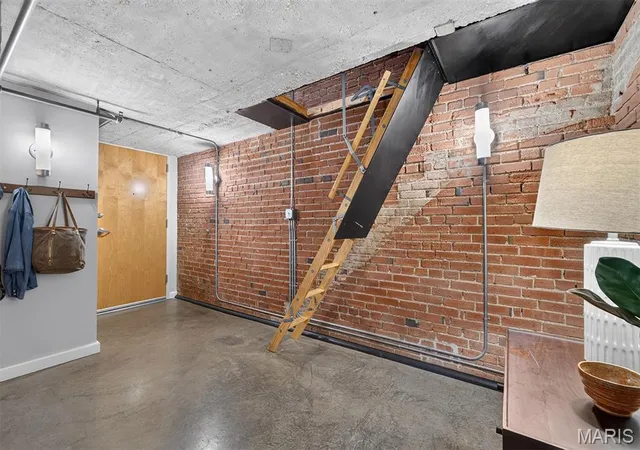 Photo 2 of Condo for sale at 901 Washington Ave #207, Saint Louis, MO 63101 | MLS# MIS26068553 | Listing updated on 2026-10-26