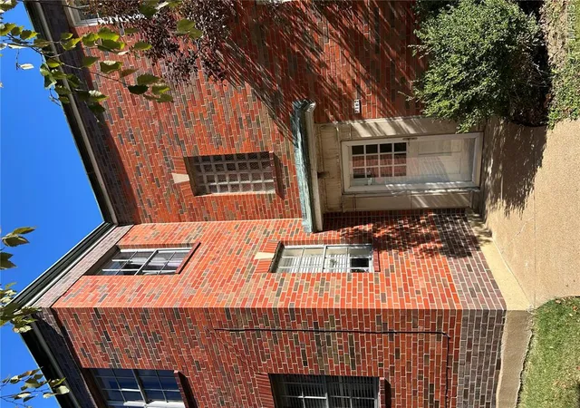 Photo 2 of Multi family home for sale at 7162 Jamieson Ave, Saint Louis, MO 63109 | MLS# MIS26068563 | Listing updated on 2026-10-28