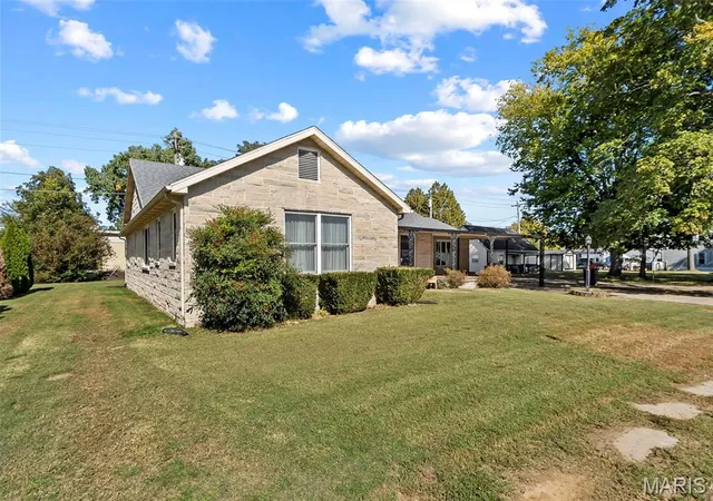 Photo 2 of Single family home for sale at 501 W Sturdivant St, Advance, MO 63730 | MLS# MIS26068599 | Listing updated on 2026-10-26