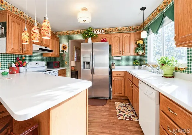 Photo 2 of Single family home for sale at 121 Berkshire Dr, Belleville, IL 62223 | MLS# MIS26068613 | Listing updated on 2026-10-30