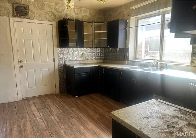 Photo 3 of Single family home for sale at 7410 S Grand Ave, Saint Louis, MO 63111 | MLS# MIS26068619 | Listing updated on 2026-10-26