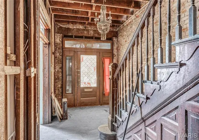 Photo 3 of Single family home for sale at 746 Aubert Ave, Saint Louis, MO 63108 | MLS# MIS26068625 | Listing updated on 2026-10-26
