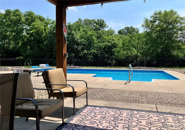 Photo 3 of Single family home for sale at 7719 Legion Dr, Edwardsville, IL 62025 | MLS# MIS26068641 | Listing updated on 2026-10-28