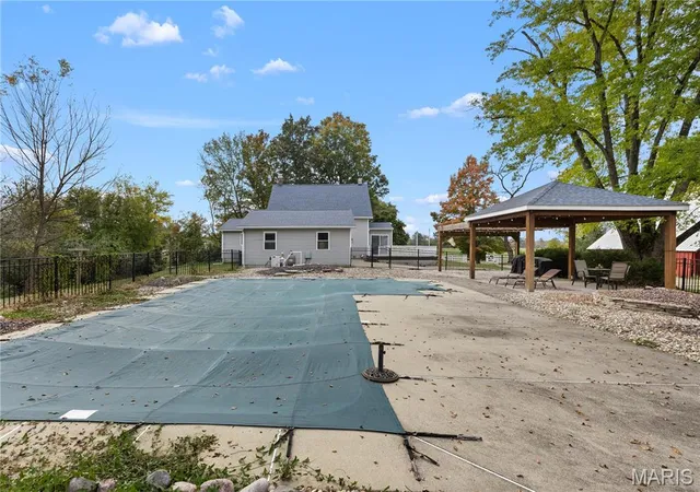 Photo 4 of Single family home for sale at 7719 Legion Dr, Edwardsville, IL 62025 | MLS# MIS26068641 | Listing updated on 2026-10-28