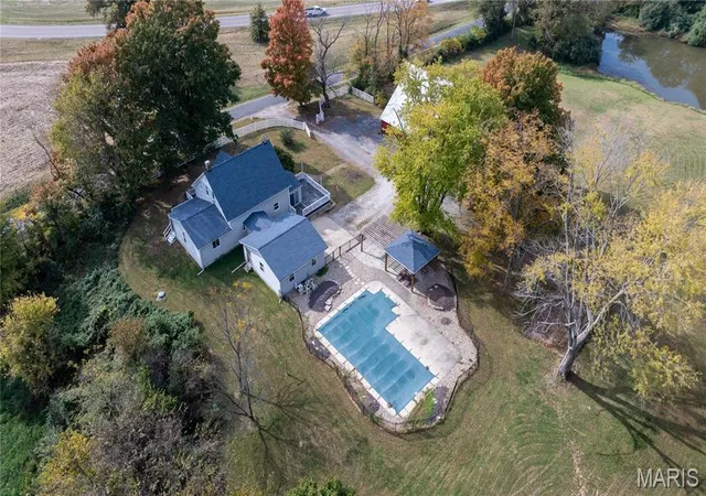 Photo 55 of Single family home for sale at 7719 Legion Dr, Edwardsville, IL 62025 | MLS# MIS26068641 | Listing updated on 2026-10-28