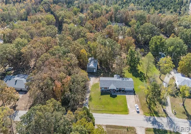 Photo 1 of Single family home for sale at 17 Kathryn Dr, Saint James, MO 65559 | MLS# MIS26068655 | Listing updated on 2026-10-29